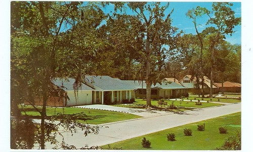MANDEVILLE,LOUISIANA-TYPICAL
